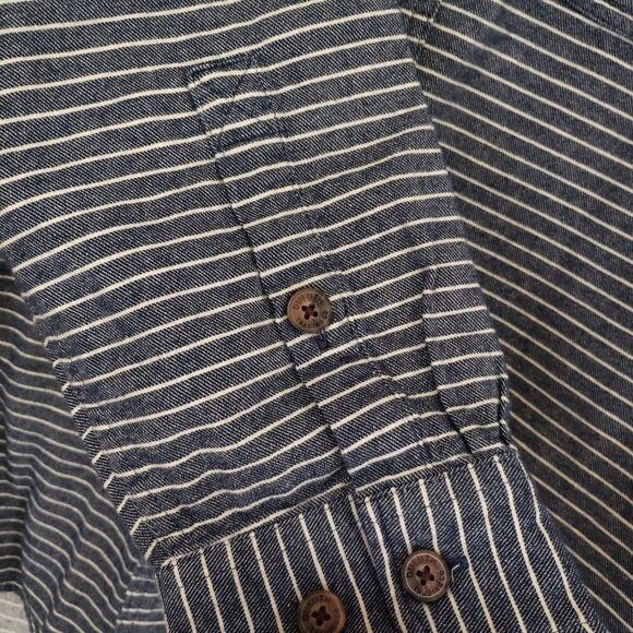 Duluth Trading Long Sleeve Stripe Cotton Button Down SZ Large - Picture 4 of 8